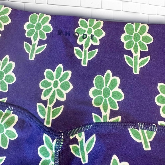 NWT RHODE ‘Naomi Bike Short’ in “Cobalt Floral” Size XS - Picture 8 of 8